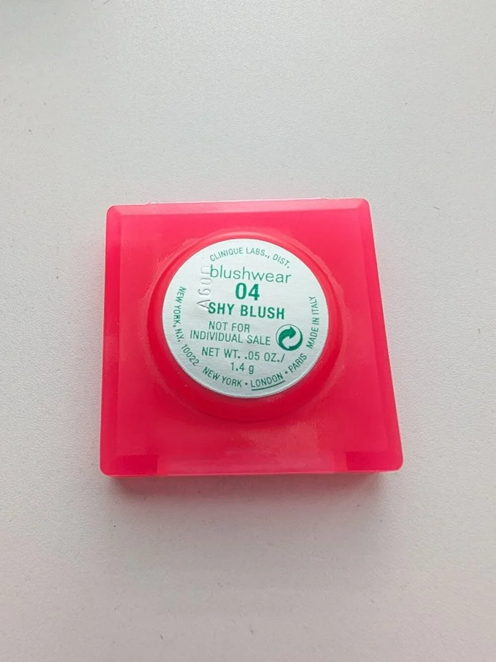 Clinique Blushwear Cream Mini Blush 04 SHY BLUSH Compact Rare HTF .05oz/1.4g GWP